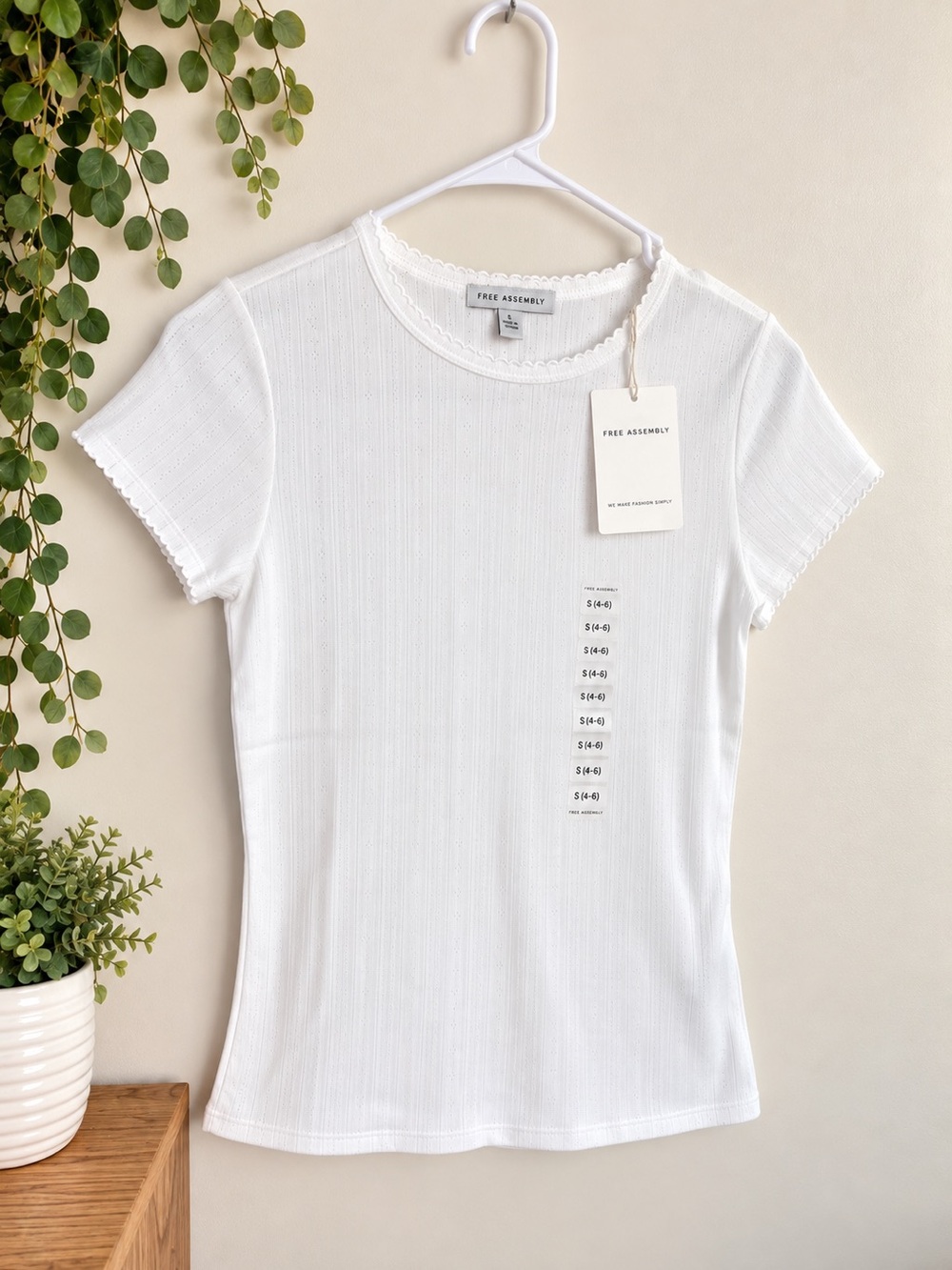 Free Assembly Ribbed Pointelle Tee, S. NWT